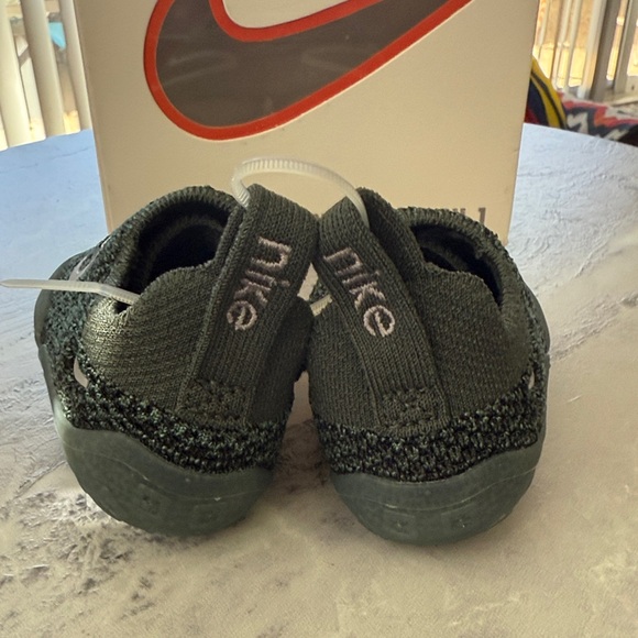 Nike Swoosh 1 (TD) Kids' Green & Cement Grey. Sneakers. Size 3c - Picture 5 of 12